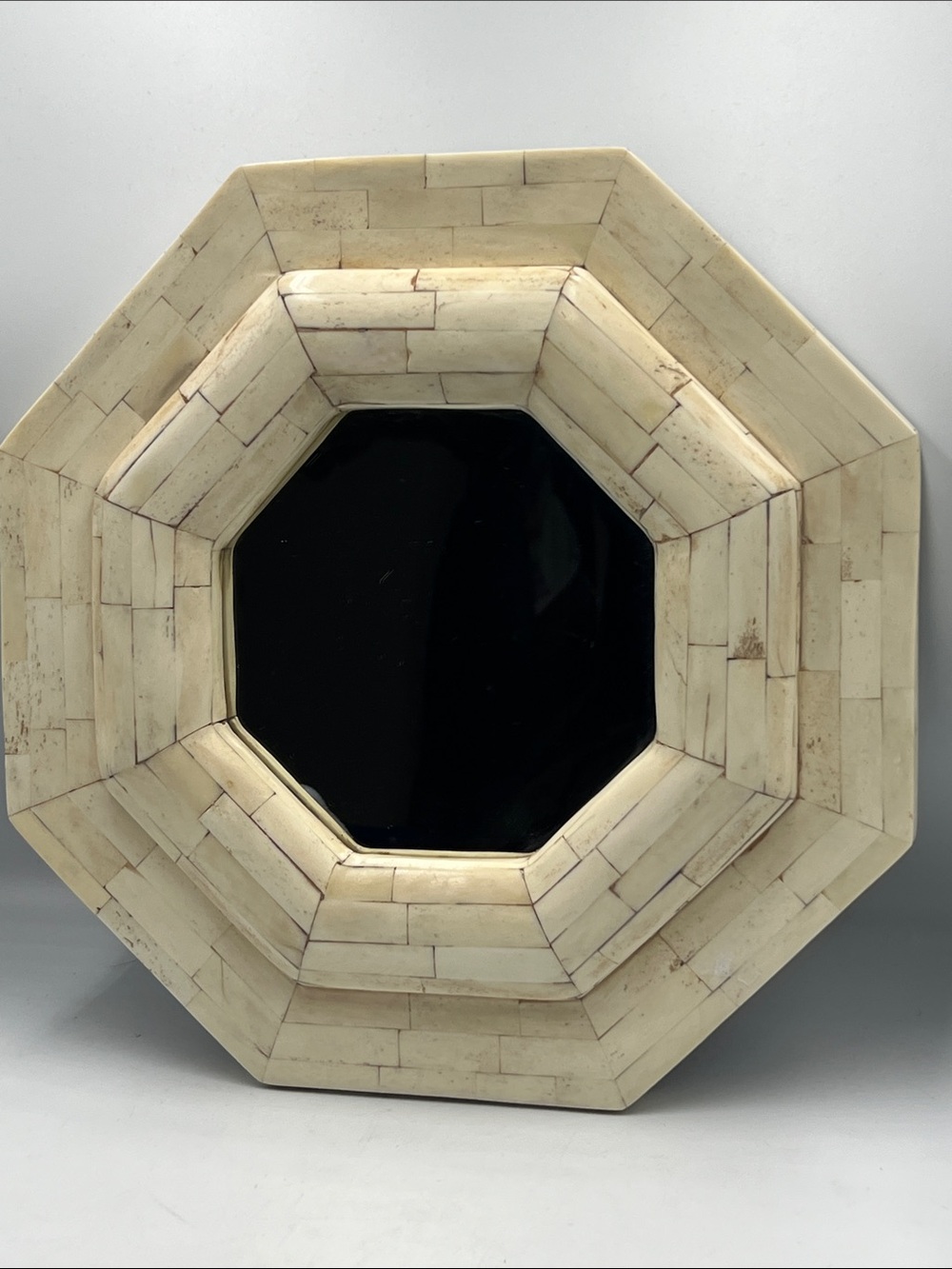 $78 Anthropologie Octagonal Cream-Tone bone Inlaid Wall Mirror 13x13 z6